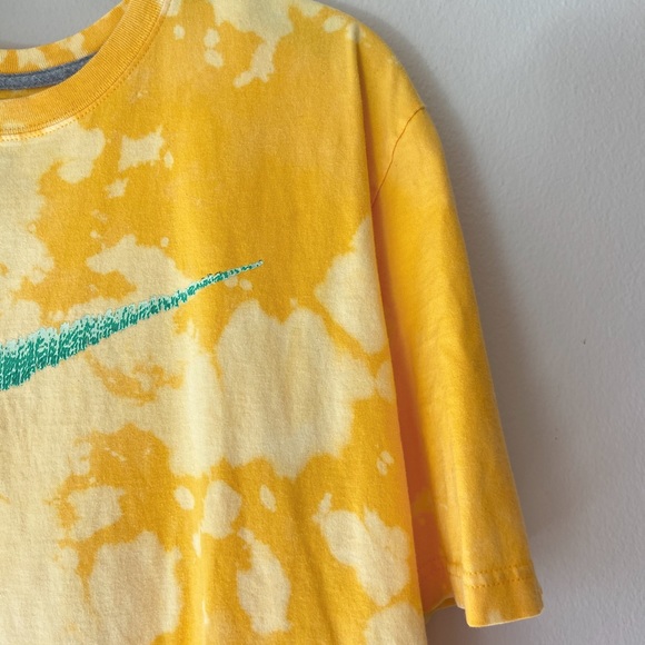 Nike Reverse Tie Dye Tee Shirt - Picture 5 of 6